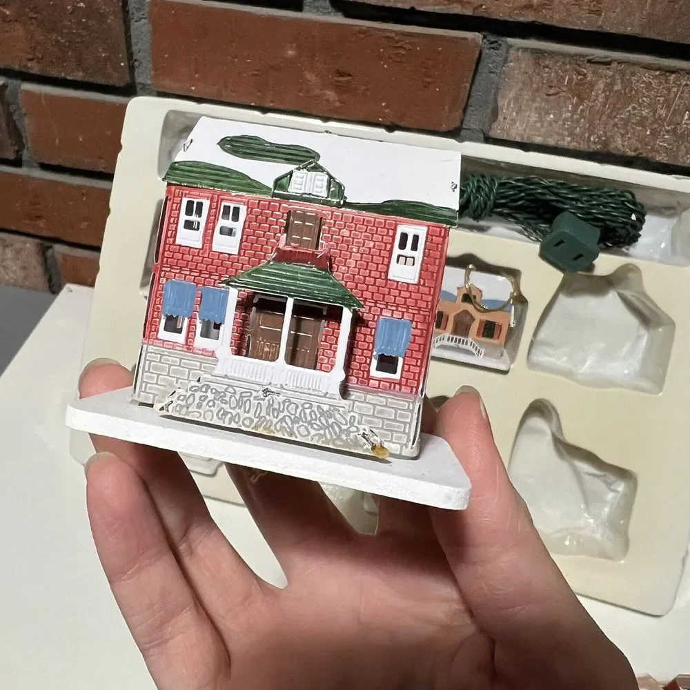 Vintage Yule Rite Christmas Town 8 Cottage Tree Lite Light Set Ornaments…
